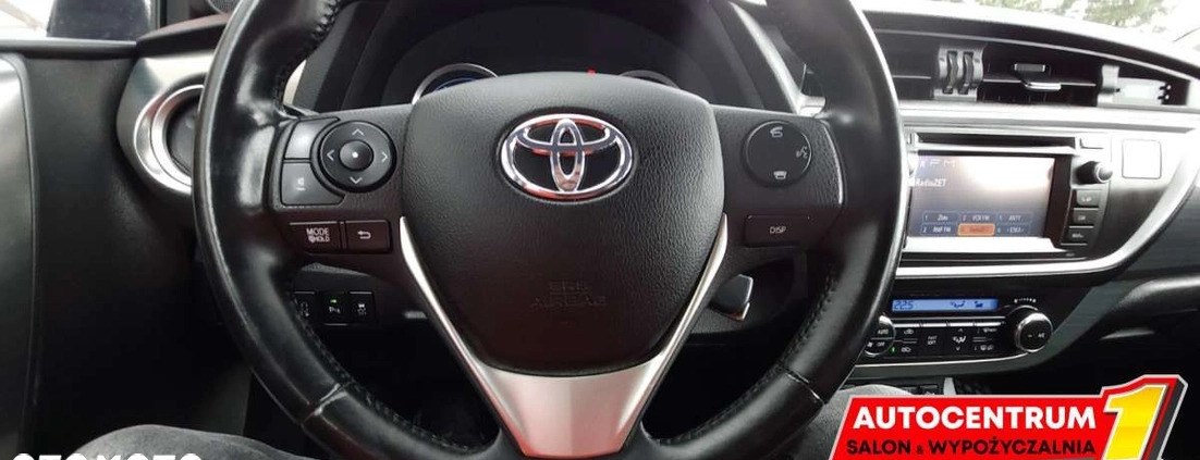 Toyota Auris cena 42900 przebieg: 64000, rok produkcji 2014 z Śrem małe 667